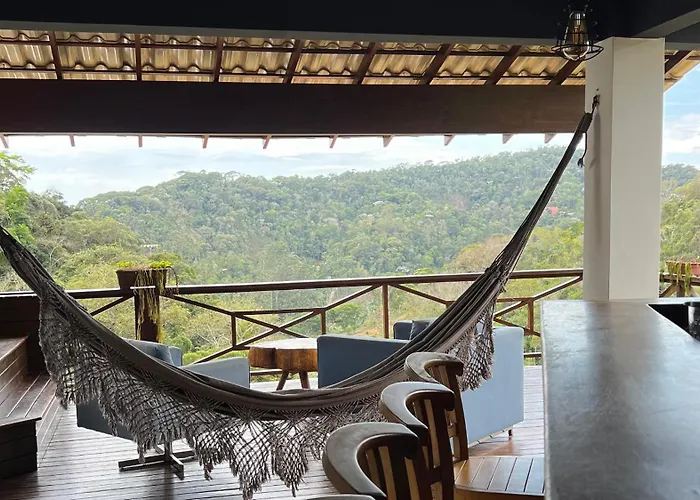Sítio Balango: Seu refúgio em Domingos Martins. Chalés para casais e casa para grupo de pessoas